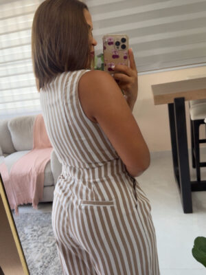 {“eId”:”435495849452261″,”CameraPosition”:1}
